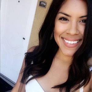 Meet your Posher, Vanessa